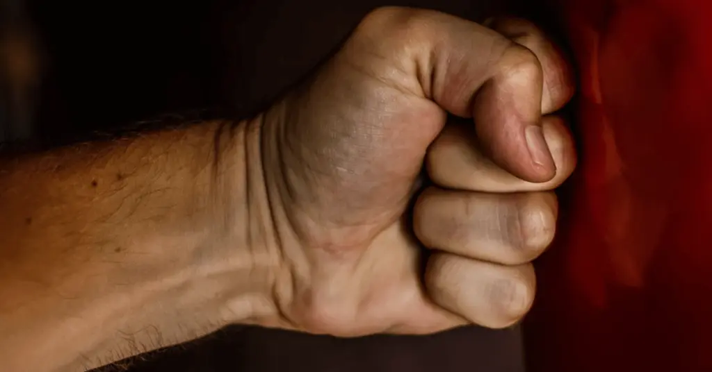 how to find out if someone has a dvo on them Dandenong Family Lawyers